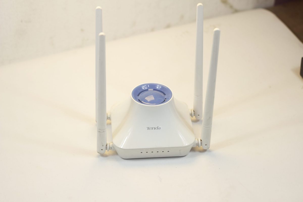 Tenda F6 N300 Series 300 mbps wireless speed wifi router best for home user less than 100mbps internet connection